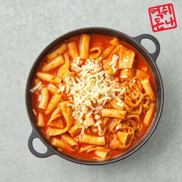 STAR PLANET SHOP,[먹쉬돈나] 치즈 즉석 떡볶이 690g x 3팩